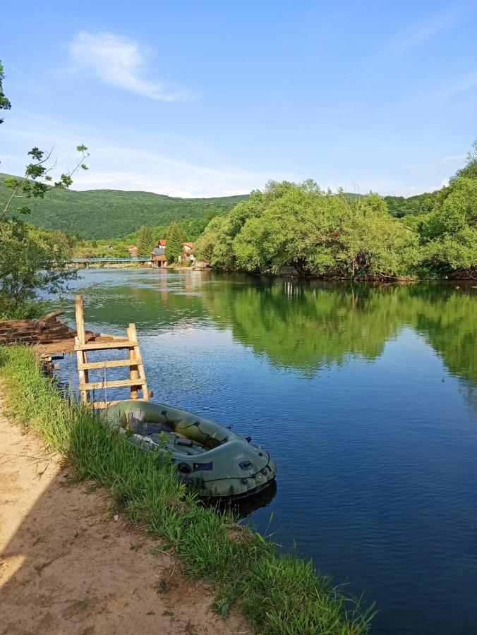 Bungalov Cozy Una Kulen Vakuf Exterior foto